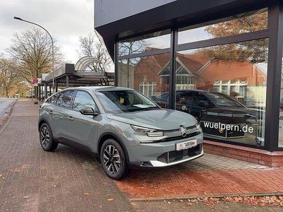 Neu Citroën C4 PureTech 131 PS (96 kW) 2025 Grün Limousine