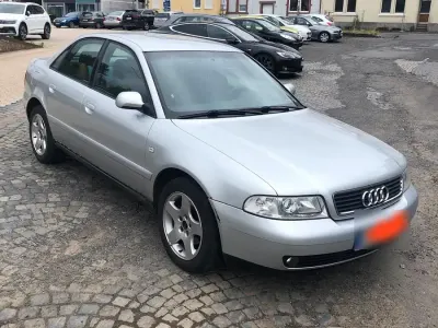 Gebraucht Audi A4 90 PS (66 kW) 2000 Silber Limousine