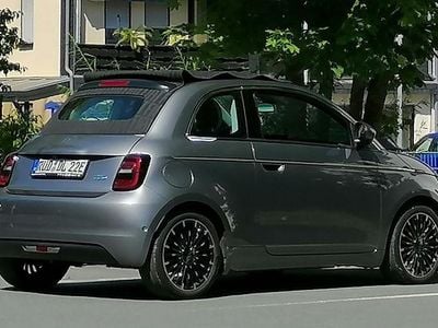 Gebraucht Fiat 500e La Prima 86 kW (118 PS) 2023 Silber Cabrio