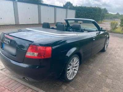 Gebraucht Audi A4 Cabriolet 163 PS (119 kW) 2003 Schwarz Cabrio