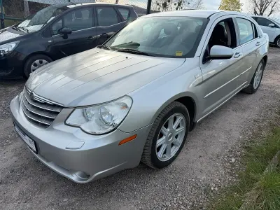 Gebraucht Chrysler Sebring 186 PS (136 kW) 2010 Silber Limousine