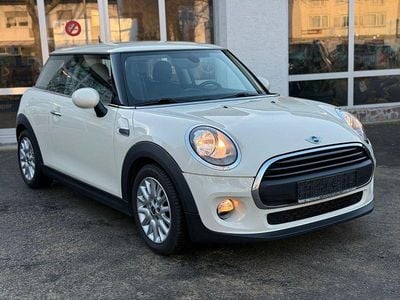 Weiß Gebraucht 2016 Mini ONE Pepper Kleinwagen | 9.300 € (Guter Preis)