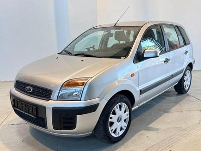 Second-hand Ford Fusion 80 CP (58 kW) 2007 Gri Hatchback