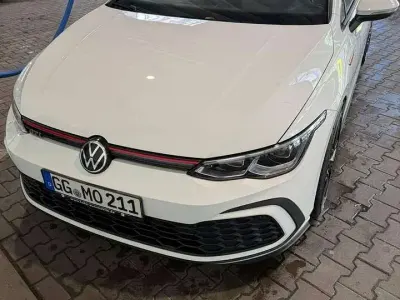 Gebraucht VW Golf VIII GTI 245 PS (180 kW) 2020 Weiß Limousine