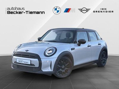 Weiß Gebraucht 2022 Mini Cooper Kleinwagen | 19.462 € (Fairer Preis)