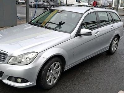 Gebraucht Mercedes C200 136 PS (100 kW) 2013 Silber Kombi