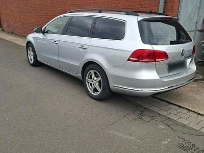 Używany VW Passat 105 KM (77 kW) 2012 Srebrny Kombi