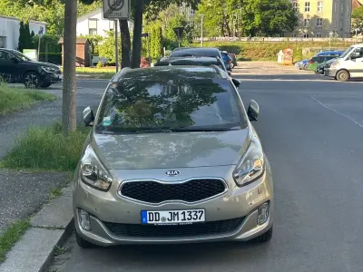 Używany Kia Carens