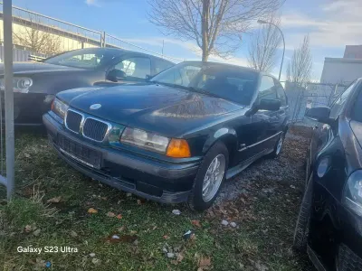 Gebraucht BMW 316 102 PS (75 kW) 1995 Grün Limousine