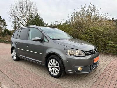 Second-hand VW Touran Highline 170 CP (125 kW) 2012 Gri Monovolum
