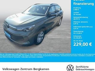 Gebraucht VW Tiguan 131 PS (96 kW) 2025 Grün SUV