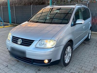 Gebraucht VW Touran 105 PS (77 kW) 2004 Silber Van / Kleinbus