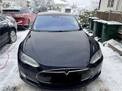 Blau Gebraucht 2015 Tesla Model S Kleinwagen | 14.700 € (Superpreis)