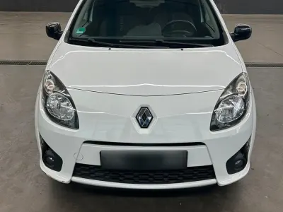 Gebraucht Renault Twingo Night&Day 75 PS (55 kW) 2010 Weiß Kleinwagen