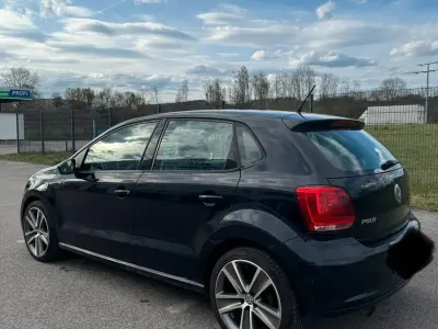 Gebraucht VW Polo 86 PS (63 kW) 2010 Schwarz Kleinwagen