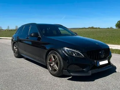 Gebraucht Mercedes C43 AMG AMG 367 PS (269 kW) 2018 Schwarz Limousine