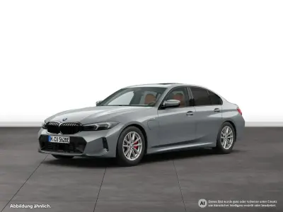 Gebraucht BMW 330e M Sport 292 PS (214 kW) 2025 Grau Limousine