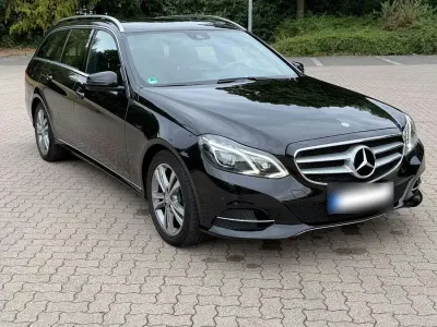 Gebraucht Mercedes E350 258 PS (189 kW) 2014 Schwarz Kombi