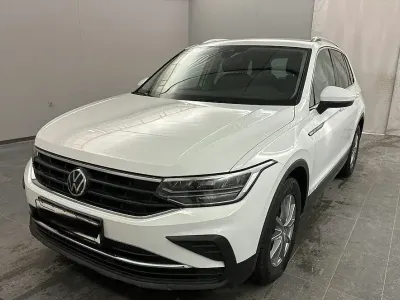 Gebraucht VW Tiguan 150 PS (110 kW) 2020 Weiß SUV