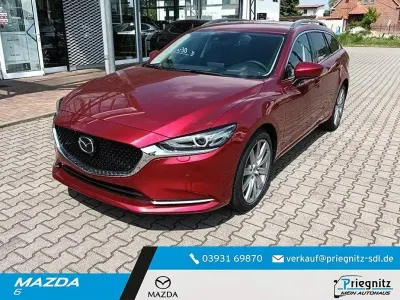 Gebraucht Mazda 6 Exclusive 165 PS (121 kW) 2023 Rot Limousine