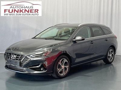 Gebraucht Hyundai i30 120 PS (88 kW) 2022 Grau Kombi
