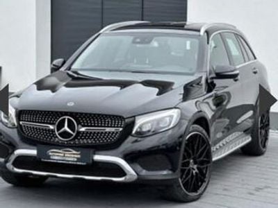 Mercedes GLC300