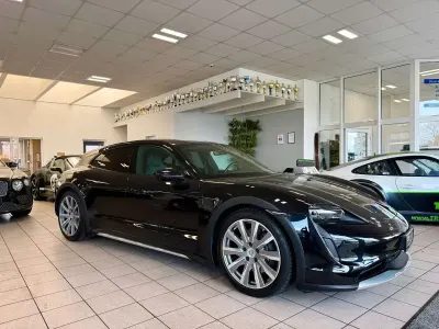 Gebraucht Porsche Taycan Cross Turismo 350 kW (476 PS) 2022 Schwarz Limousine