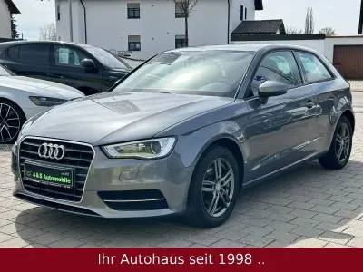 Gebraucht Audi A3 Attraction 122 PS (89 kW) 2013 Grau Limousine