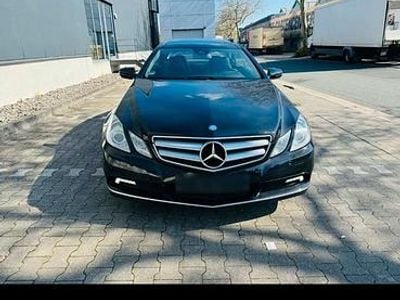 Usata Mercedes E350 231 CV (169 kW) 2009 Nero Coupé