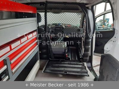 Usata Peugeot Partner Comfort 90 CV (66 kW) 2013 Bianco Monovolume