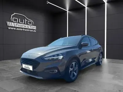 Gebraucht Ford Focus Active X 155 PS (114 kW) 2022 Grau Limousine