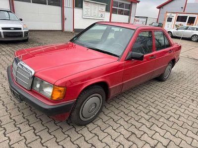 Gebraucht Mercedes 190 109 PS (80 kW) 1991 Rot Limousine
