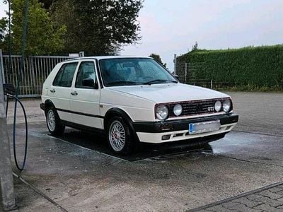 Weiß Gebraucht 2025 VW Golf VIII GTI Kleinwagen | 9.900 €