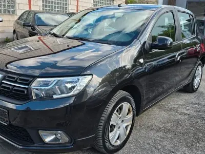Gebraucht Dacia Sandero Lauréate 73 PS (53 kW) 2018 Schwarz Limousine