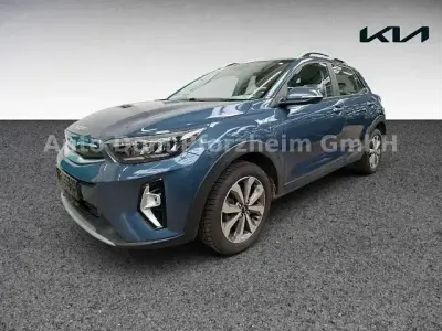 Usado Kia Stonic Vision 101 CV (74 kW) 2024 Azul SUV