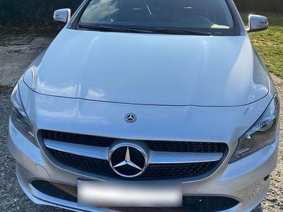 Gebraucht Mercedes CLA180 122 PS (89 kW) 2017 Silber Limousine