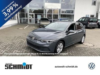 Delfingraumetallic Gebraucht 2023 VW Golf VIII Life Limousine | 20.398 € (Guter Preis)