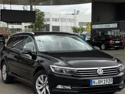 Gebraucht VW Passat 120 PS (88 kW) 2016 Schwarz Kombi