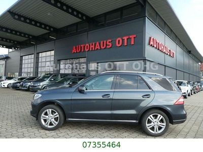 Gebraucht Mercedes ML350 258 PS (189 kW) 2012 Grau SUV