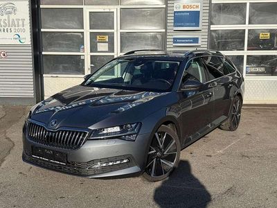 Usata Skoda Superb Style 150 CV (110 kW) 2023 Grigio Station wagon