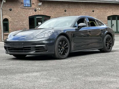 Usata Porsche Panamera 4S 441 CV (324 kW) 2017 Grigio Berlina