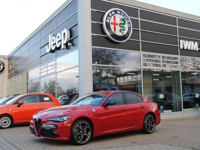 Rot Gebraucht 2023 Alfa Romeo Giulia Competizione Limousine | 39.880 € (Teuer)