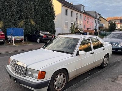 Brugt Mercedes 190 122 HK (89 kW) 1991 Hvid Sedan