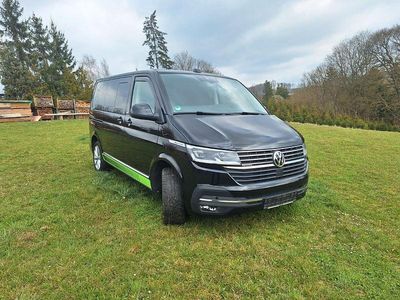 Second-hand VW Multivan 204 CP (150 kW) 2022 Negru Monovolum