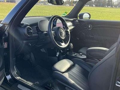 Gebraucht Mini Cooper SE 135 kW (184 PS) 2023 Schwarz Kleinwagen
