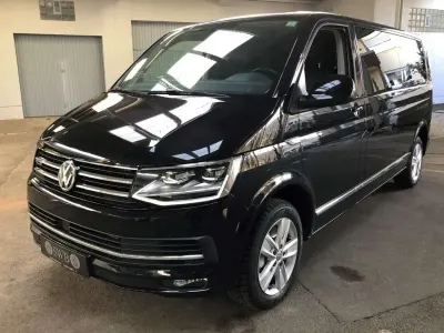 Gebraucht VW Caravelle Highline 204 PS (150 kW) 2017 Deep black perleffekt Van