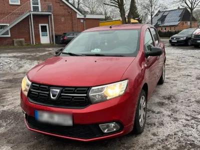 Gebraucht Dacia Sandero Essentiel 73 PS (53 kW) 2018 Rot Kleinwagen
