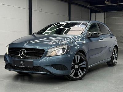 Blau Gebraucht 2015 Mercedes A200 Night Limousine | 19.880 € (Etwas zu teuer)