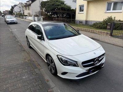 Gebraucht Mercedes CLA200 Shooting Brake Edition 156 PS (114 kW) 2017 Weiß Kombi