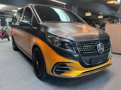 Gebraucht Mercedes V300 Avantgarde 237 PS (174 kW) 2025 Schwarz Van / Kleinbus